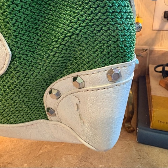 The Sak green purse 100% poly propylene medium size with 7 pockets*project bag* - Picture 5 of 10